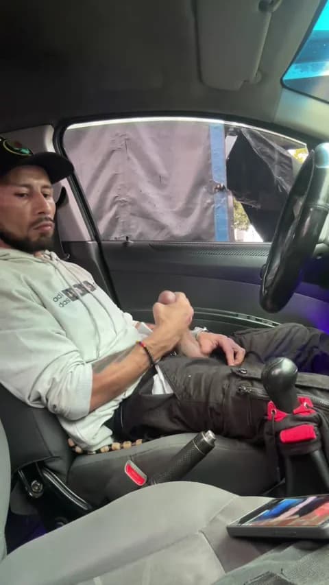 Bigdick_monster HD Camrip • 59min • 2026-01-18 13:18