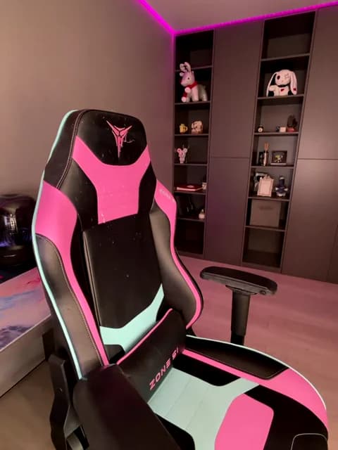 BloomJuliette HD Camrip • 50min • 2026-04-01 09:32