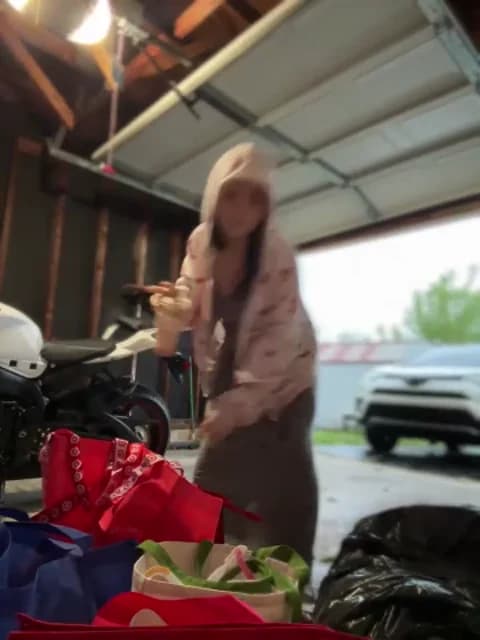 Cutiepiespanks HD Camrip • 35min • 2026-04-25 24:08