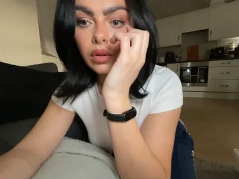 FrancescaXO HD Camrip • 59min • 2026-04-15 16:39