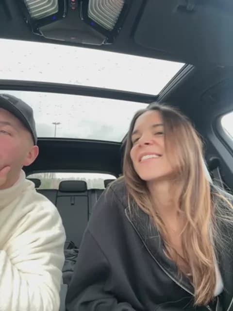 JuicyFruits93 HD Camrip • 46min • 2026-02-22 09:39