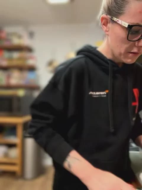 LadyLena1 HD Camrip • 36min • 2026-01-19 03:46