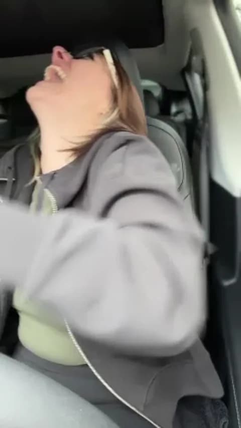 LadyLena1 HD Camrip • 40min • 2026-03-18 24:58