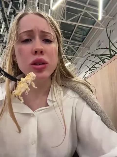 Likachkaa HD Camrip • 38min • 2026-01-17 16:03