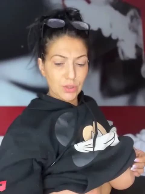 LittleMissEeve HD Camrip • 88min • 2026-04-19 18:25