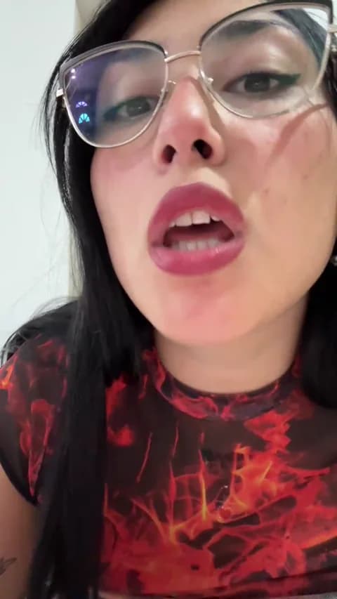 Momii28 HD Camrip • 48min • 2026-01-12 15:48