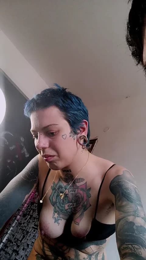 MorenaBlackMoon HD Camrip • 43min • 2026-04-15 13:47