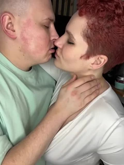 MrMrsRight HD Camrip • 74min • 2026-03-11 10:22