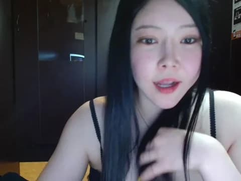 NATINATU252525 HD Camrip • 35min • 2026-01-15 13:53