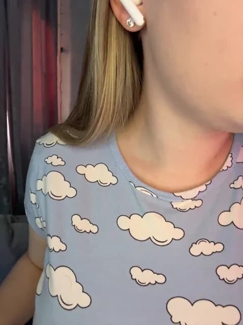 Peach--Alice HD Camrip • 61min • 2026-02-21 15:57