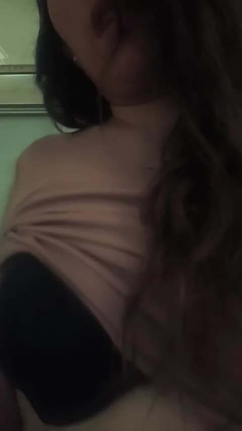 VelariaNoir HD Camrip • 45min • 2026-03-24 01:25