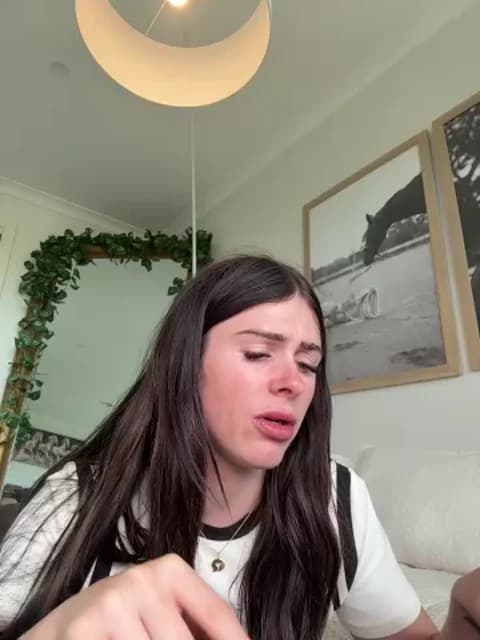 aus_queen HD Camrip • 49min • 2026-03-25 04:48