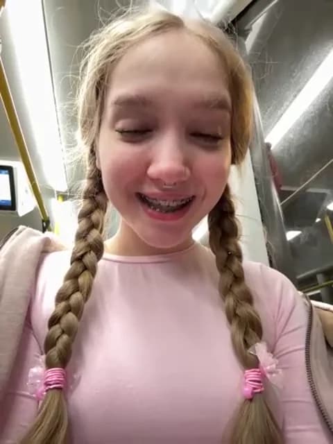 bambi_lu HD Camrip • 57min • 2026-01-14 20:22