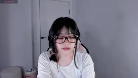 hee_young11 HD Camrip • 60min • 2026-01-19 12:35