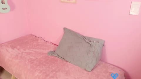 little_effy18_ HD Camrip • 30min • 2026-01-15 04:35