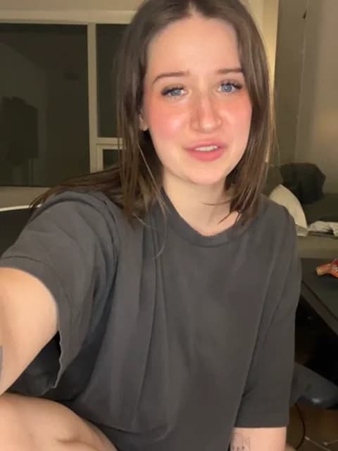 nerdynina HD Camrip • 43min • 2026-01-18 04:17