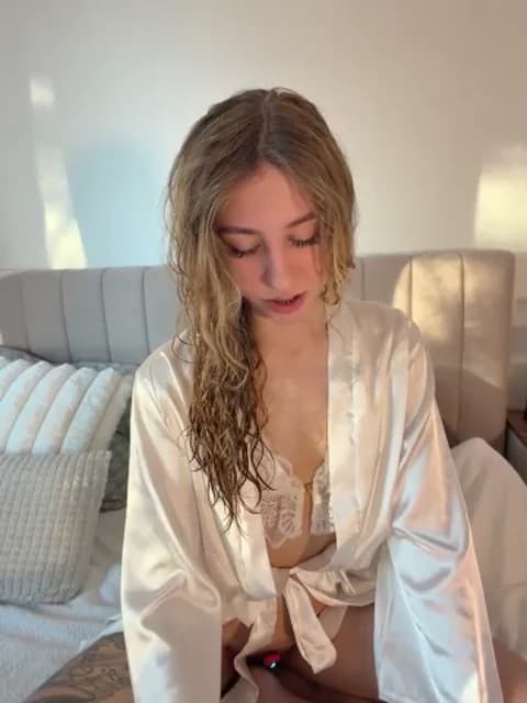 romyxxs HD Camrip • 43min • 2026-04-14 18:03