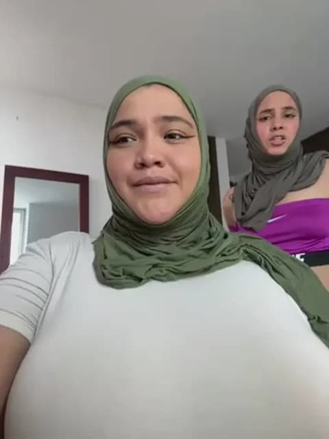 sweetmuslim01 HD Camrip • 50min • 2026-03-20 18:52