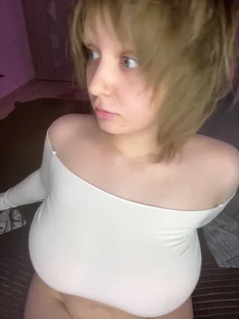 tamagotchigirl HD Camrip • 41min • 2026-01-17 06:07